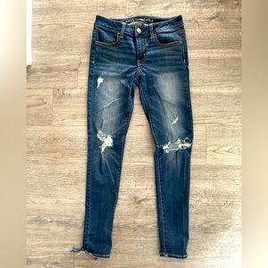 American Eagle super stretch distressed jeans. Size 4